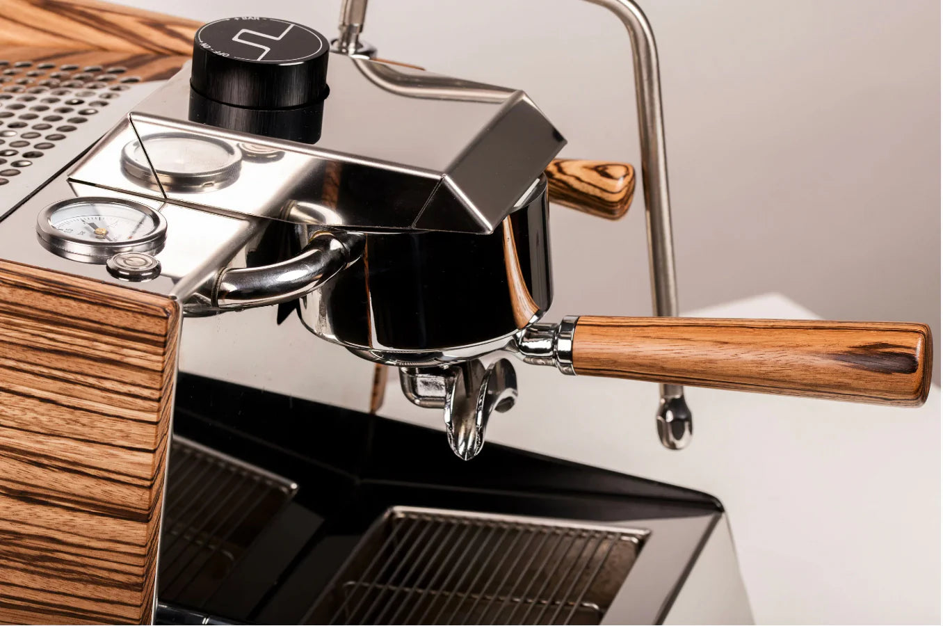 THE NURRI R-TYPE SA | EXCEPTIONAL ESPRESSO MACHINE